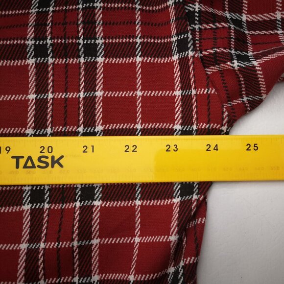 Cleo Petites Ladies Size XL Red Black & White Plaid Tunic Length Fooler Top - Picture 8 of 10